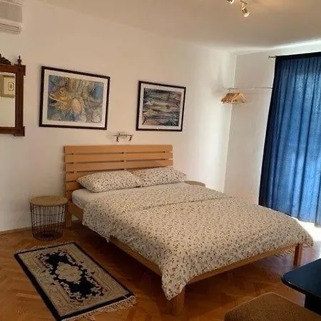 Tanjy Apartman Selce