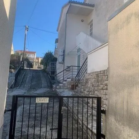 Tanjy Appartement *