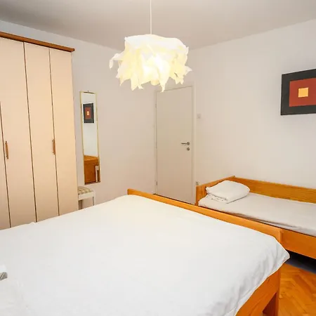 Tanjy Apartman Selce