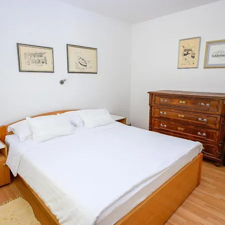 Apartman Tanjy *